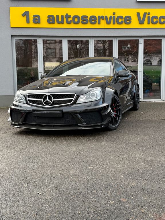 Mercedes-Benz C 63 AMG