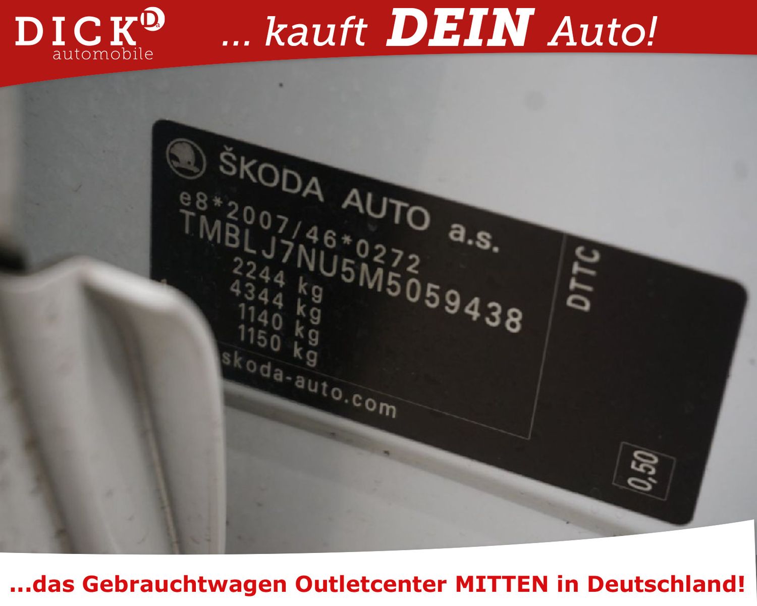 Fahrzeugabbildung SKODA Karoq 2.0d 4x4 Sport LED/ACC/NAVI/SHZ/HIFI/8Fa