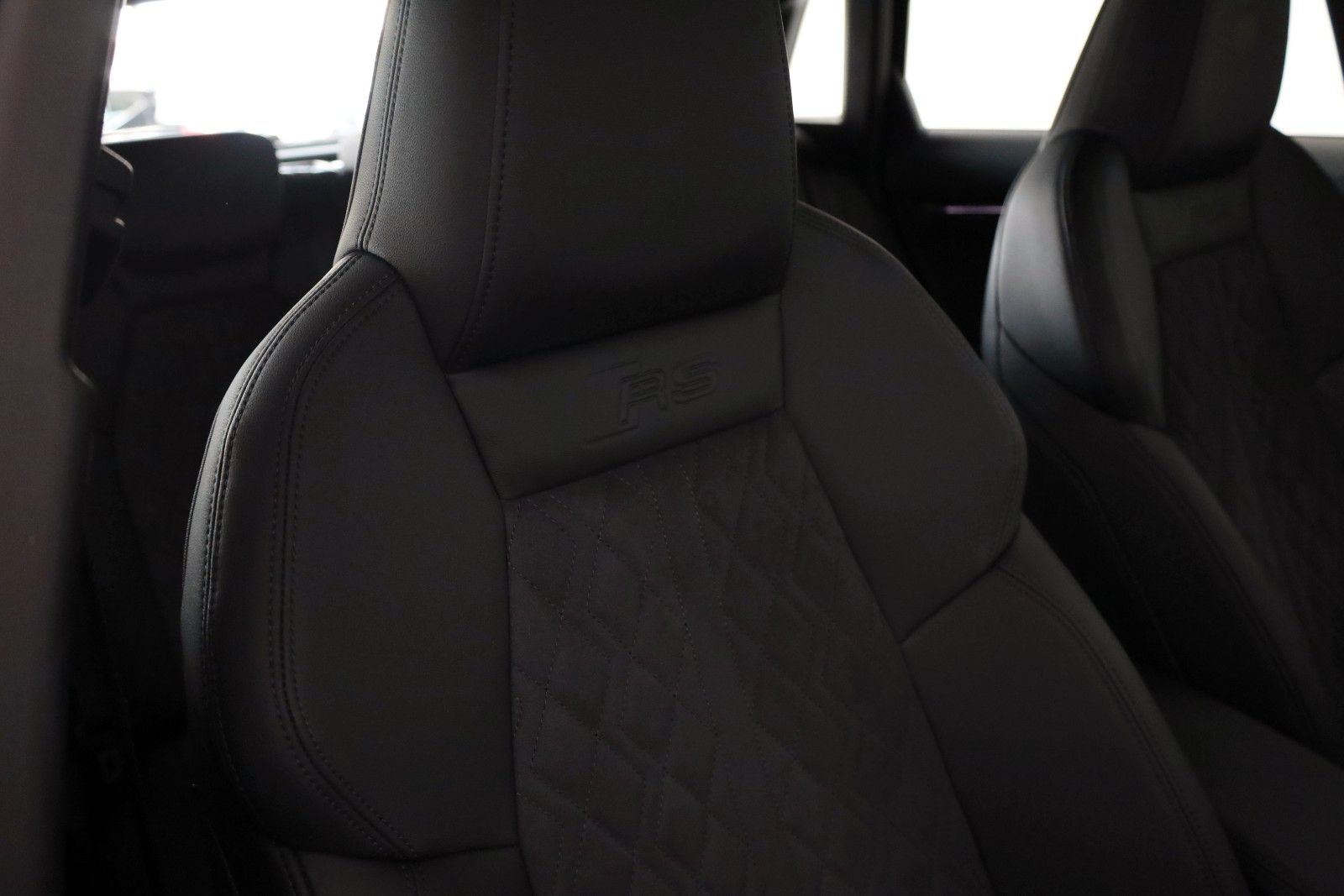 Fahrzeugabbildung Audi RS3 SB quattro Optik/Assistenz Pak,ACC,B&O,LED