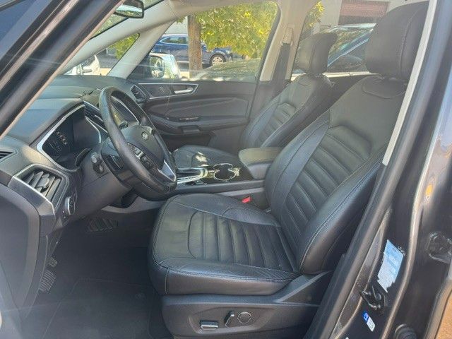 Fahrzeugabbildung Ford Galaxy Titanium AWD LEDER 7 SITZER LED KAMERA
