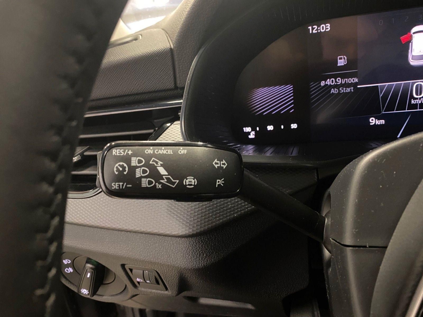 Fahrzeugabbildung SKODA Kamiq 1.0 TSI Essence+GARANTIE bis 2031+100tKM++