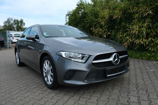 MERCEDES-BENZ A 160 Business Progressive MBUX SHZ PDC T-Leder