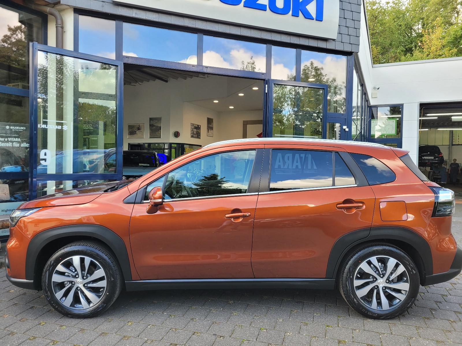 Suzuki S-Cross AllGrip*STANDHEIZUNG*AHK*Pano