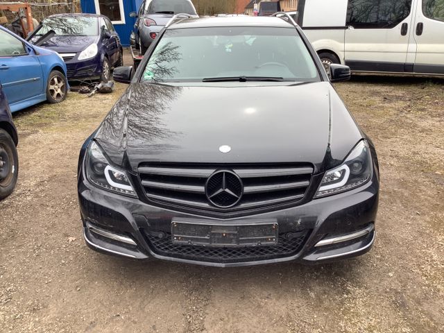 Mercedes-Benz C 180 CDI T BlueEFFICIENCY AVANTGARDE