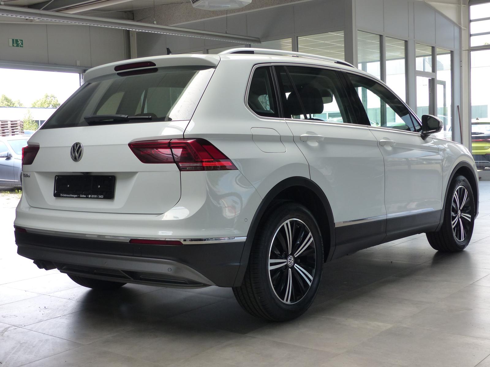 Volkswagen Tiguan Highline AHK+Leder+Memory+4xShzg+LED+ACC, миниатюра 4