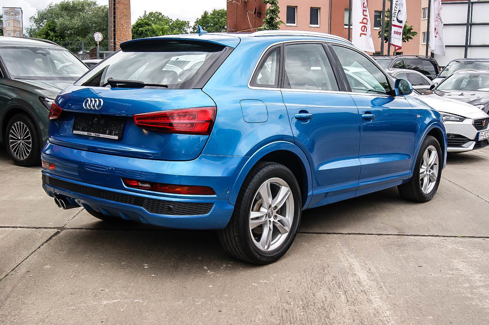 Fahrzeugabbildung Audi Q3 14 TFSI S-LINE PANORAMA LED KAMERA MMI 1.HAND