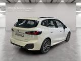 BMW 220d Leasing ab 262,20€¹ M Sport AHK - weiße BMW 220 Active Tourer