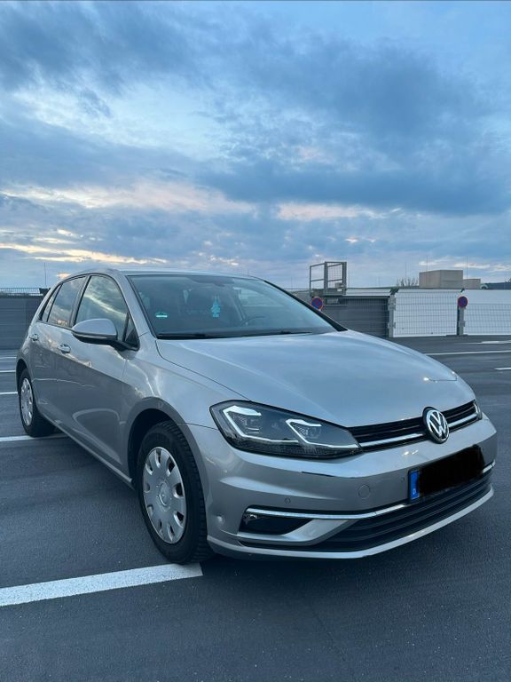 Image of Volkswagen Golf