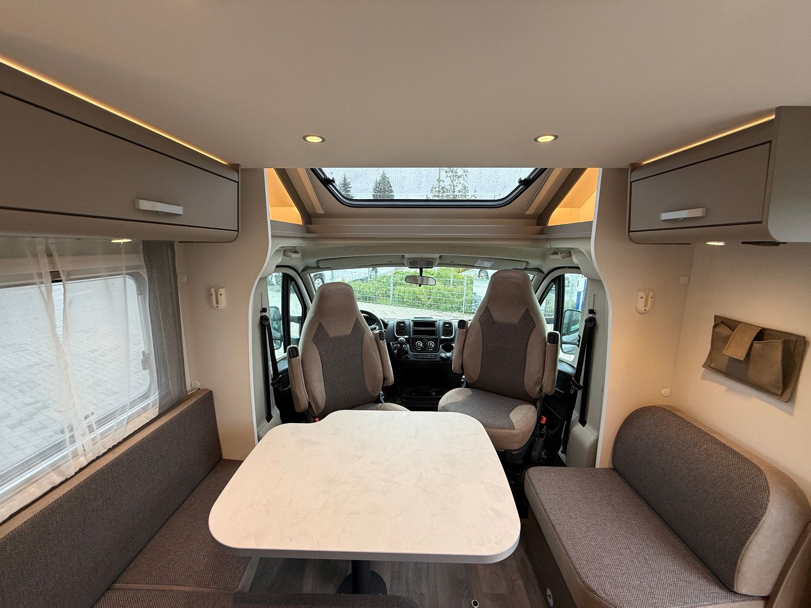 Fahrzeugabbildung Carado T-447 pro+ 2025 SUMMER SALE 8.719 € SPAREN