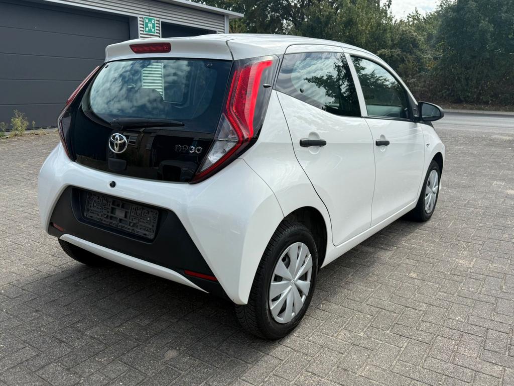 Toyota Aygo (X)