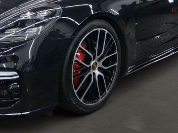 Porsche Panamera - 6