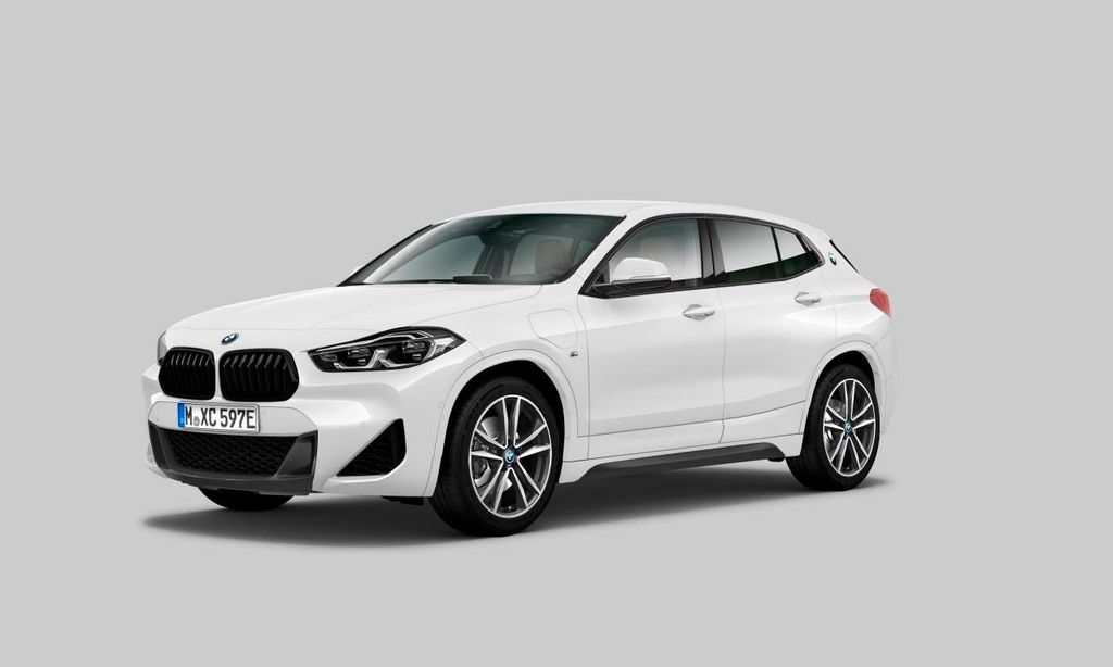 Image of BMW X2