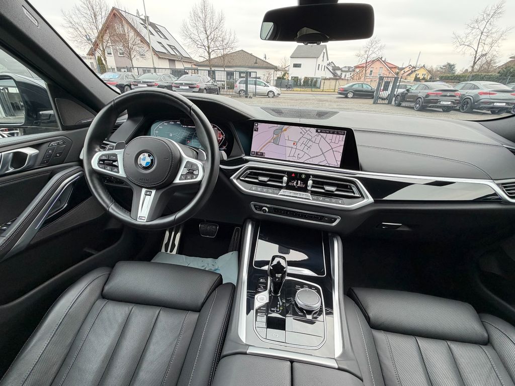 Image of BMW X6 M50