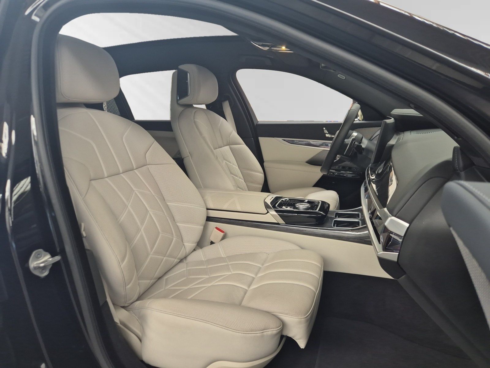 BMW 750 - Bild 9