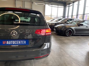 Volkswagen Passat Variant  *1.HAND*NAVI*APS*AHK*LED*SMARTL*