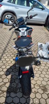 KTM Duke 125 - KTM 125