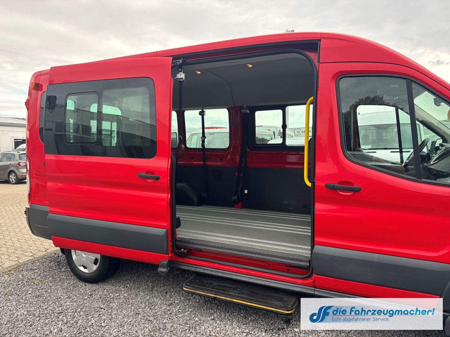 Fahrzeugabbildung Ford Transit Kombi 350 L3 Trend Temp Klima *6030