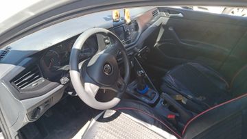 Volkswagen Polo - 9