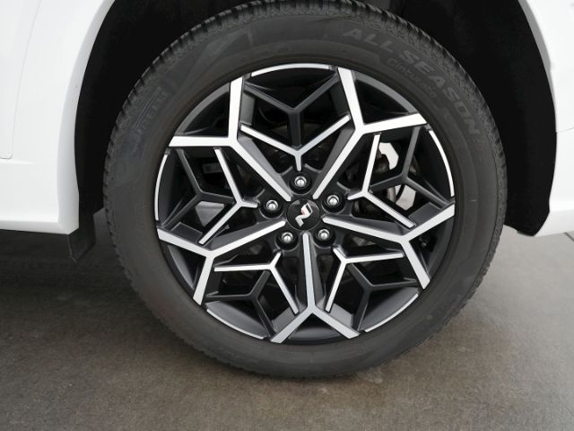 Tucson T-GDI N-LINE 48V DCT 4WD+VOLL LED+NAVI+AR
