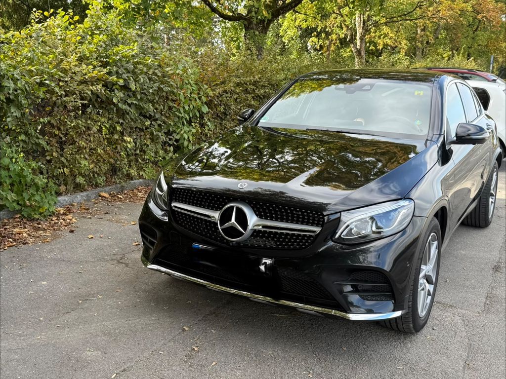 Image of Mercedes-Benz GLC 250