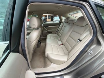 Audi A6 - 10