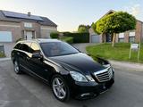 Mercedes-Benz E 350 CDI T BlueEFFICIENCY AVANTGARDE AVANTGARDE - Mercedes-Benz E 350 in Aachen