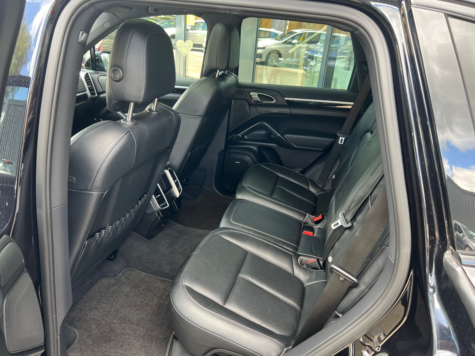 Fahrzeugabbildung Porsche Cayenne Sport Chrono Paket