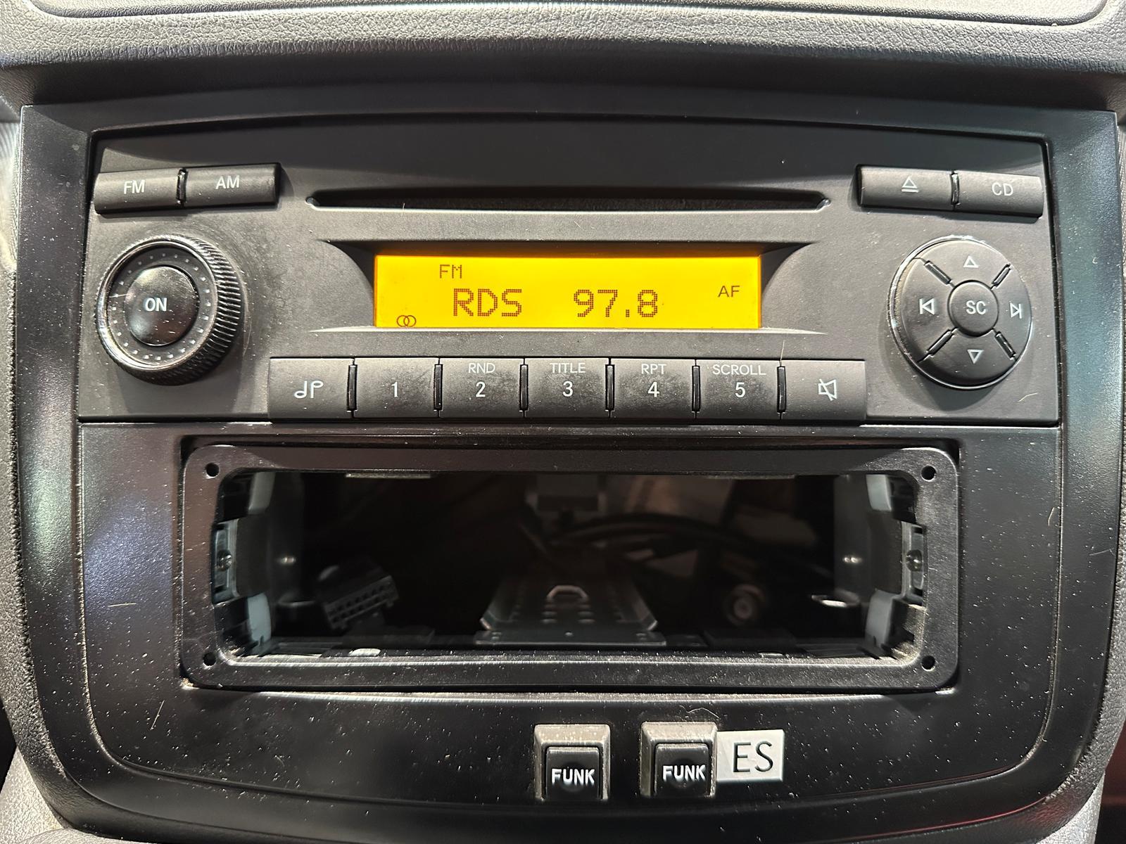 Mercedes-Benz VITO TOURER 116 EXTRALANG 9-SITZER KLIMA STANDHZ