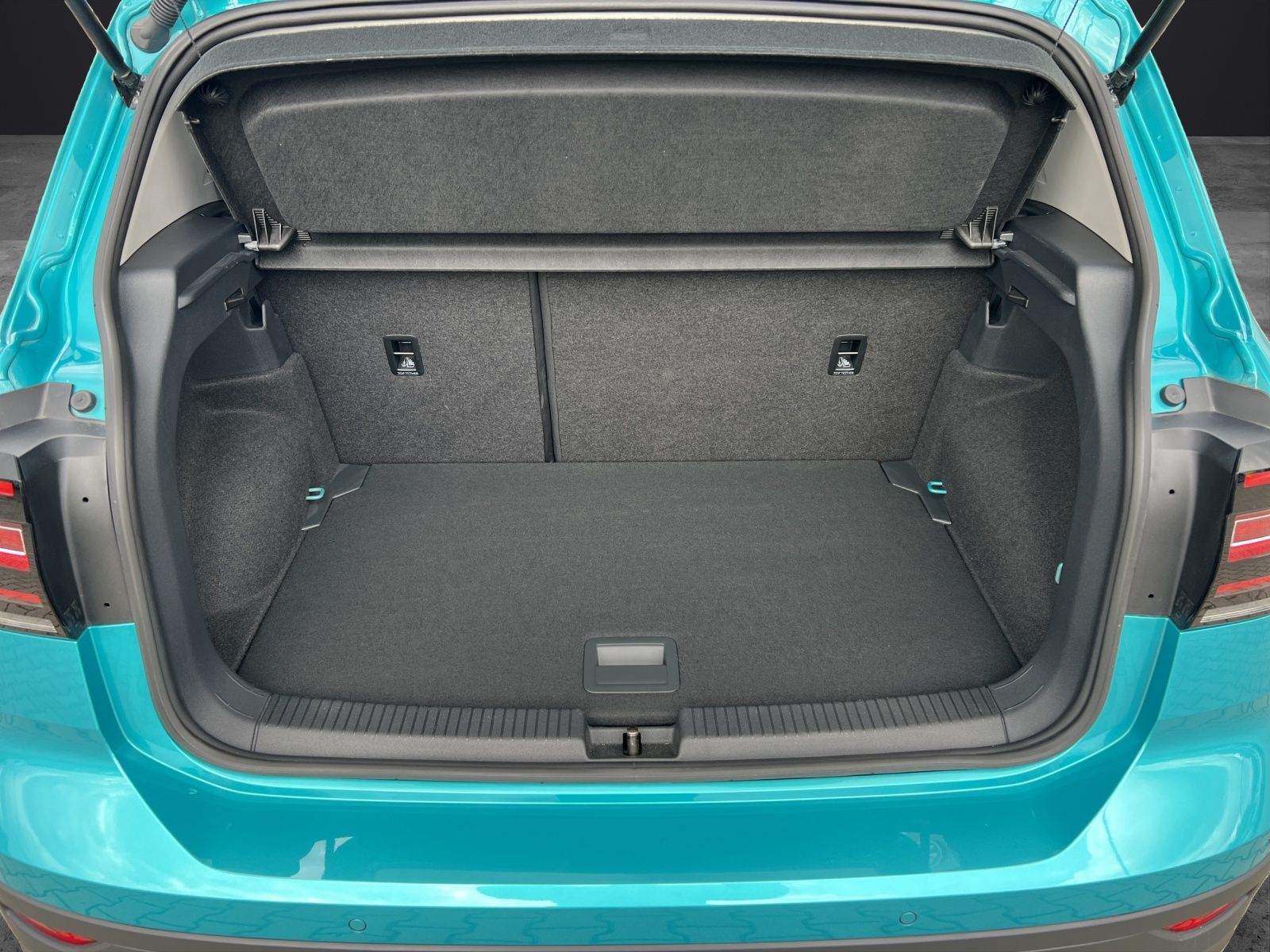 Fahrzeugabbildung Volkswagen T-Cross Life TSI LED ACC SHZ PDC WeConnect