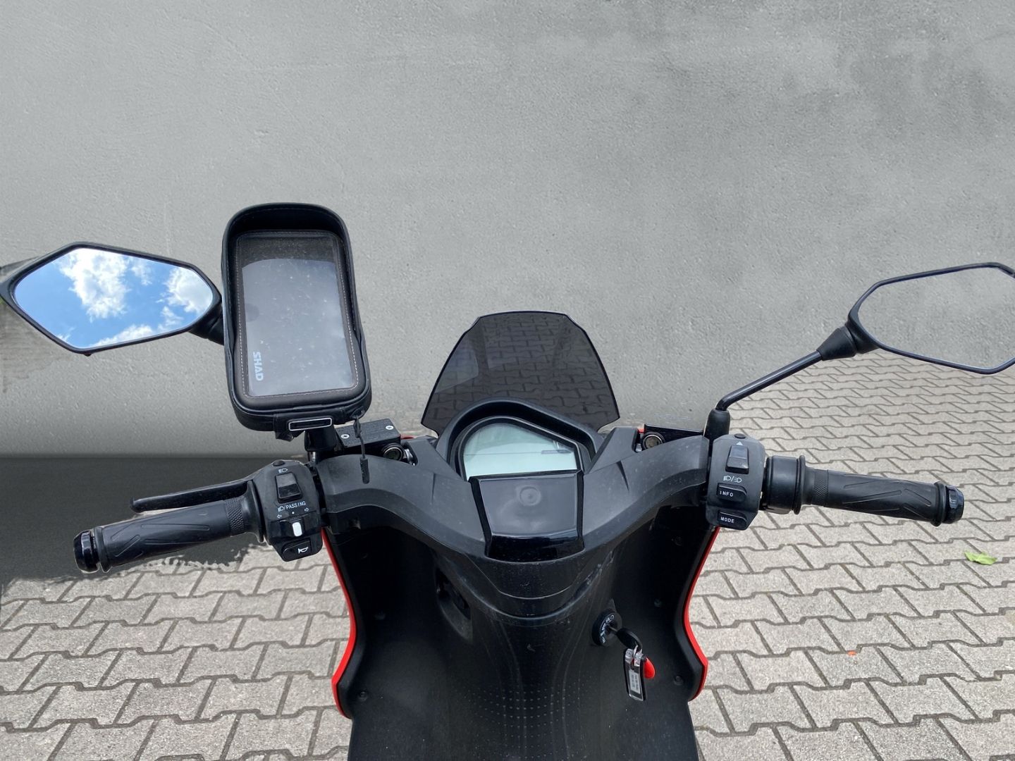Fahrzeugabbildung Silence S01 Seat MO 125 E-SCOOTER