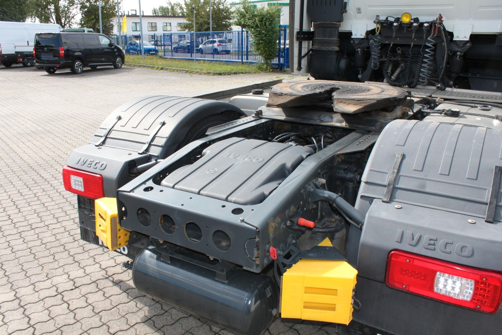 Fahrzeugabbildung Iveco S-Way AS440S49T/P mit Kipphydraulik