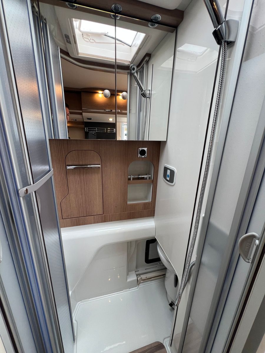Fahrzeugabbildung Malibu Van compact 600 LE