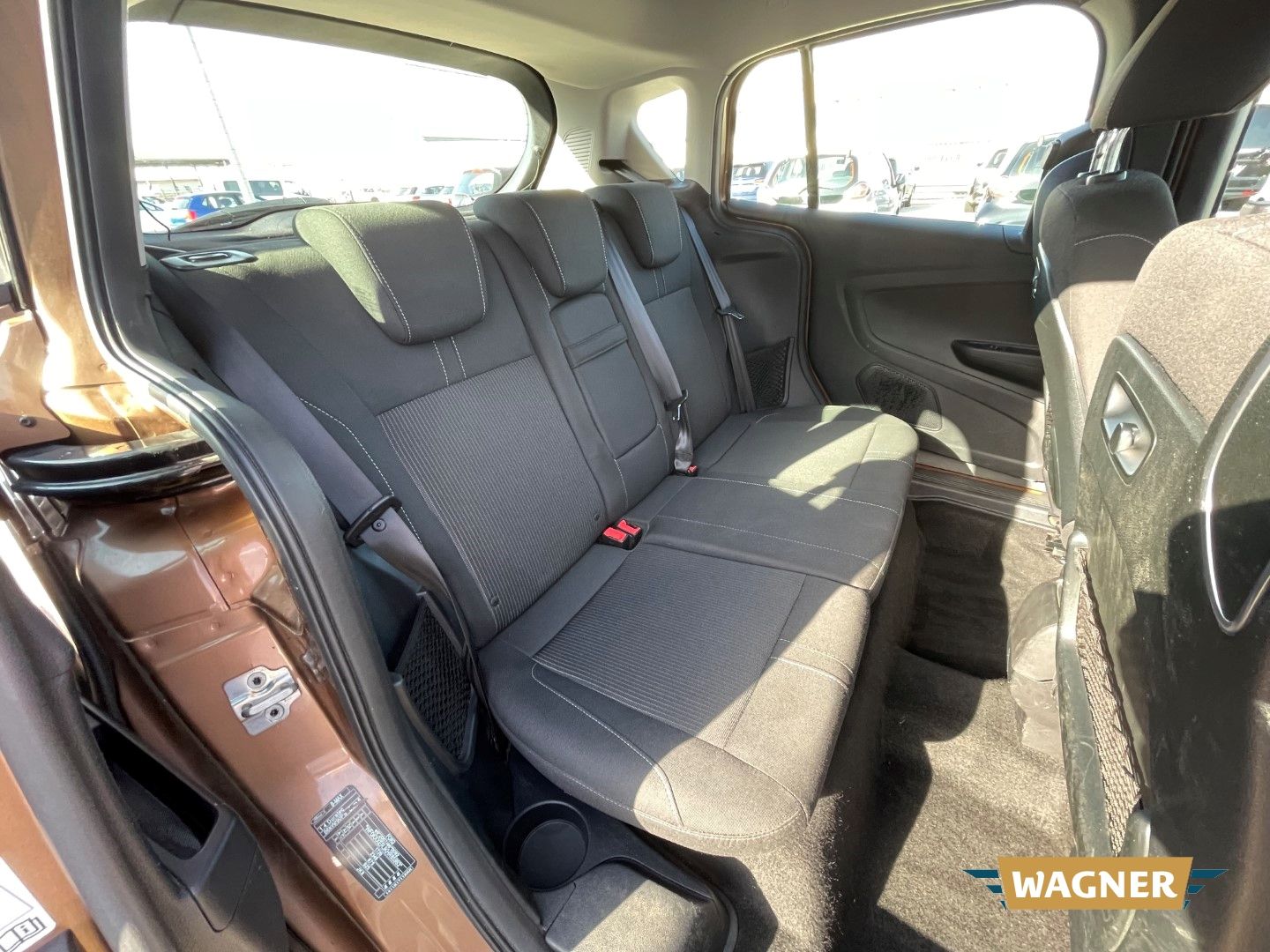 Fahrzeugabbildung Ford B-Max Titanium Klimaanlage Sitzheizung