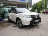 Suzuki Vitara 1.4 Hybrid Comfort+ SHZ NAVI ACC LED PANO - Suzuki: Allradantrieb