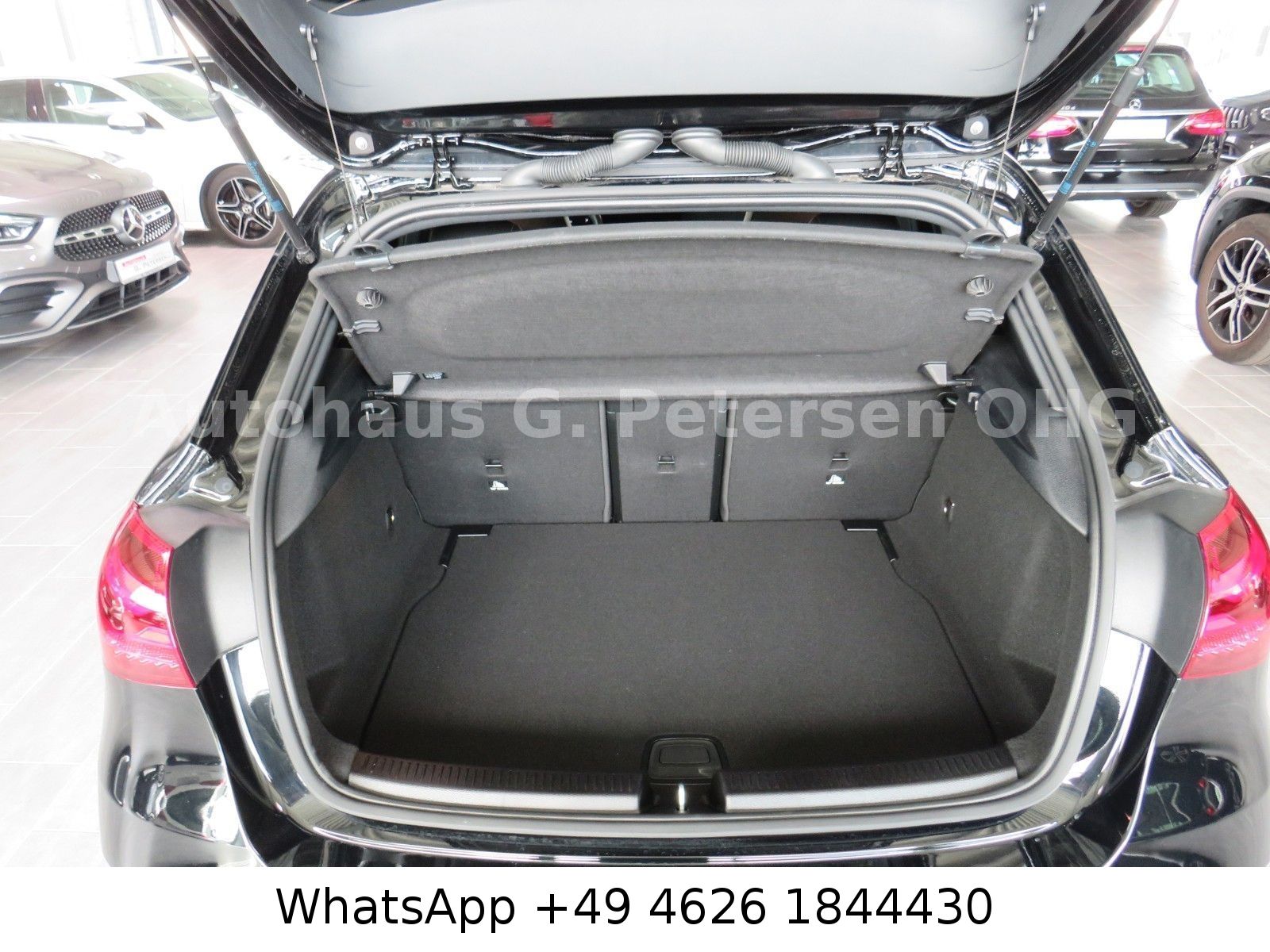 Fahrzeugabbildung Mercedes-Benz A 200 Autom.*AMG*AHK*Night*Distronic*CAM*