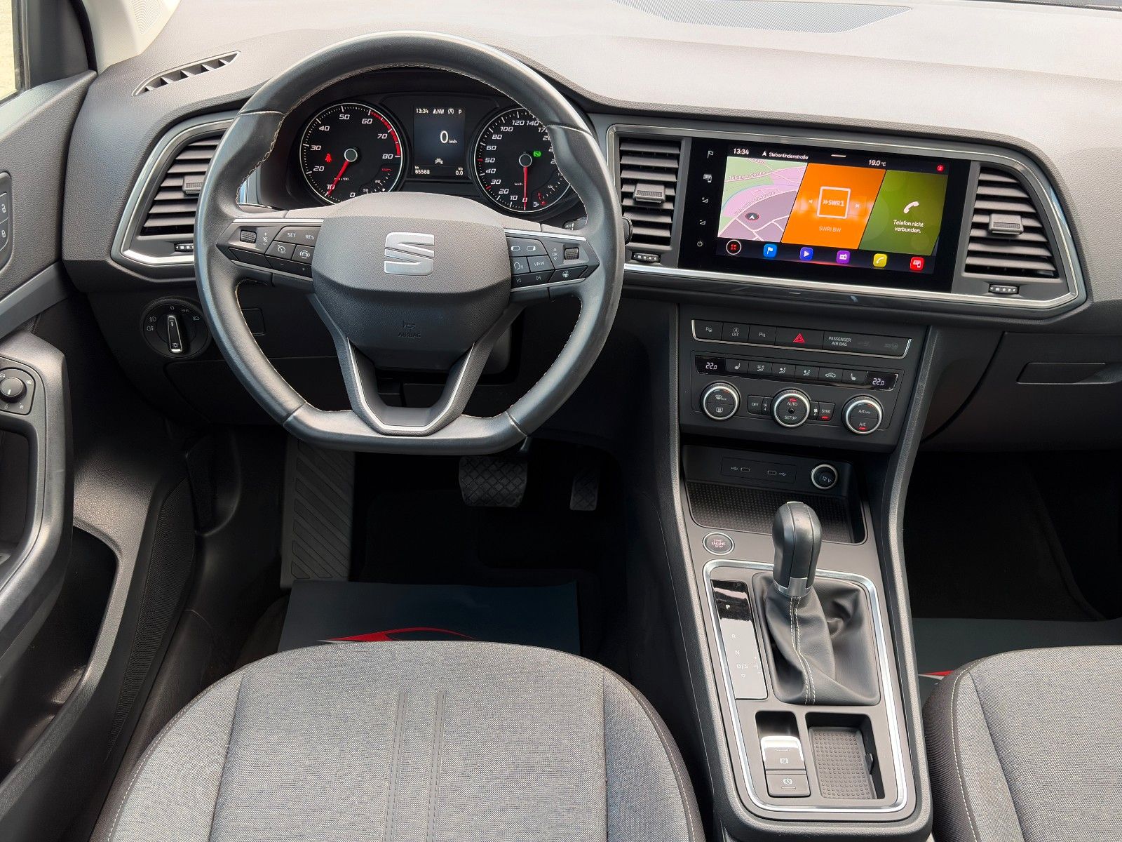 Fahrzeugabbildung SEAT Ateca Style 1,5 TSI DSG Tempomat LHZ SHZ CAM NAV