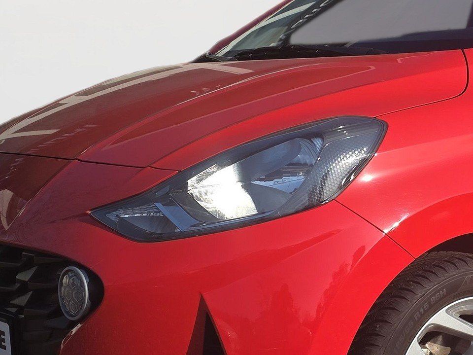 Fahrzeugabbildung Hyundai i10 1.0i Trend Komfortpaket Navi