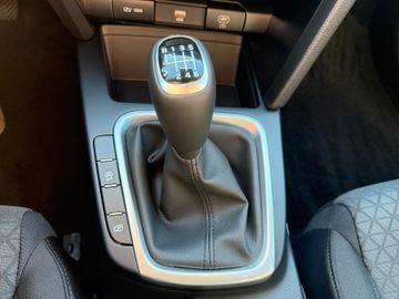 Kia Ceed 1.5 T-GDI Kamera PDC SHZ Klima CarPlay