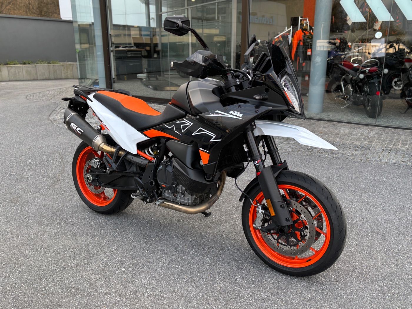 Fahrzeugabbildung KTM 890 SMT Modell 2023