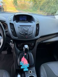 Ford Kuga - 9