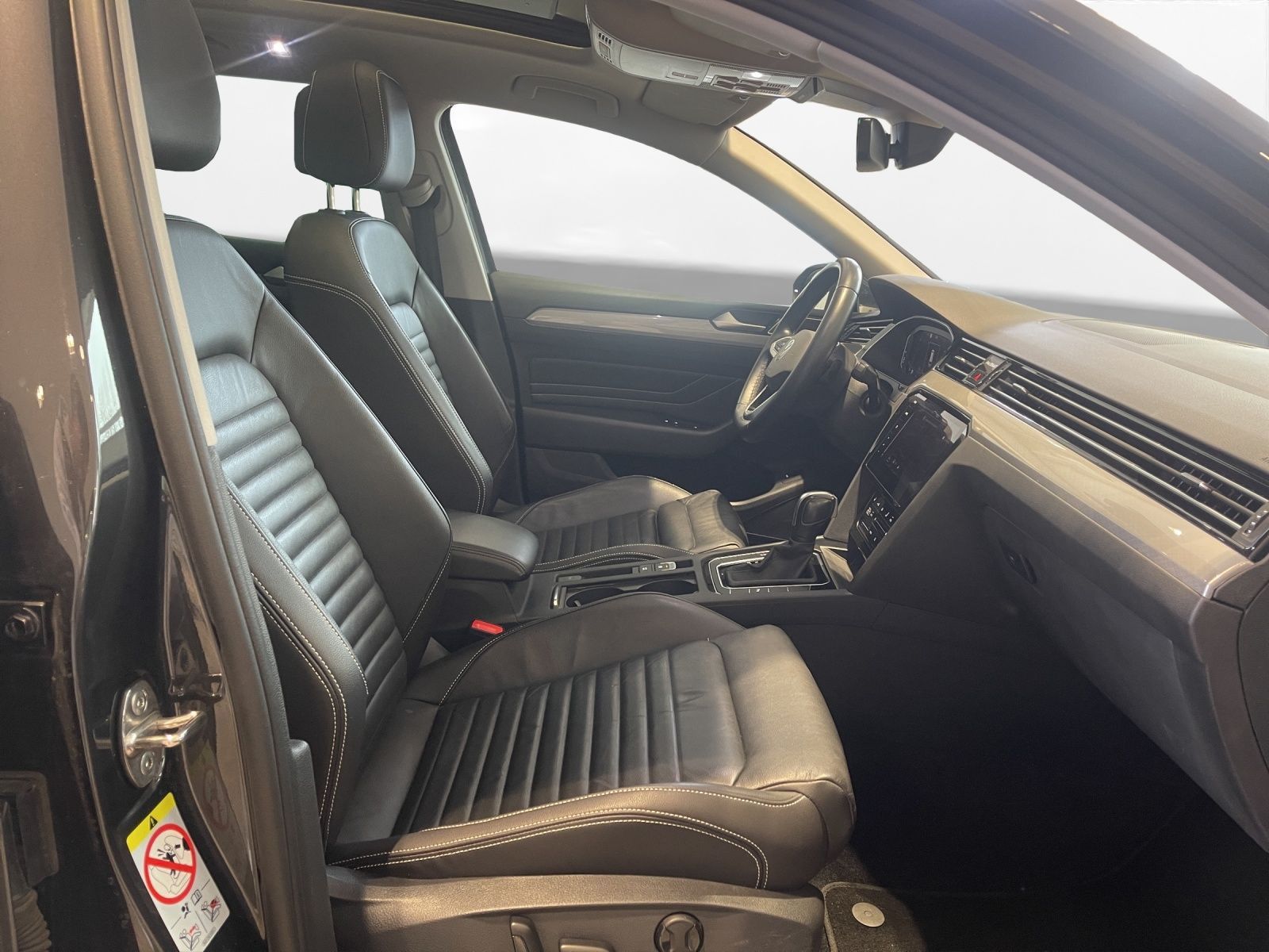 Volkswagen Passat Variant - Bild 18