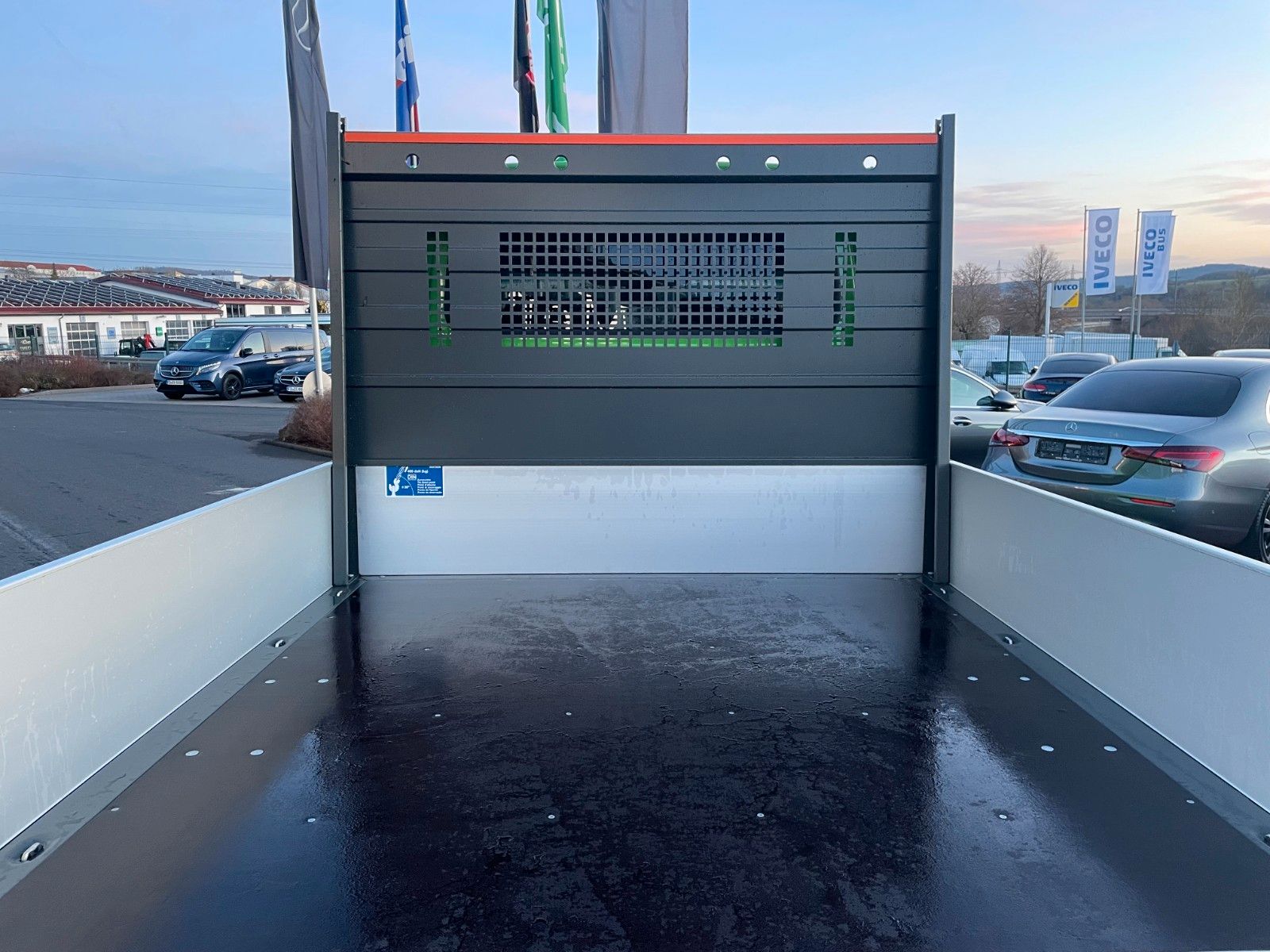 Fahrzeugabbildung Mercedes-Benz Sprinter 317 CDI DoKa 3665 9G Klima AHK3,5to