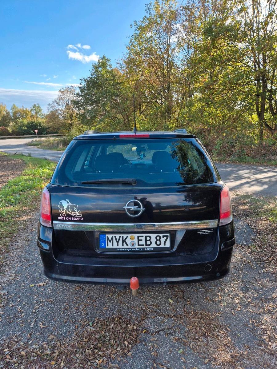 Opel Astra 2006 — engine