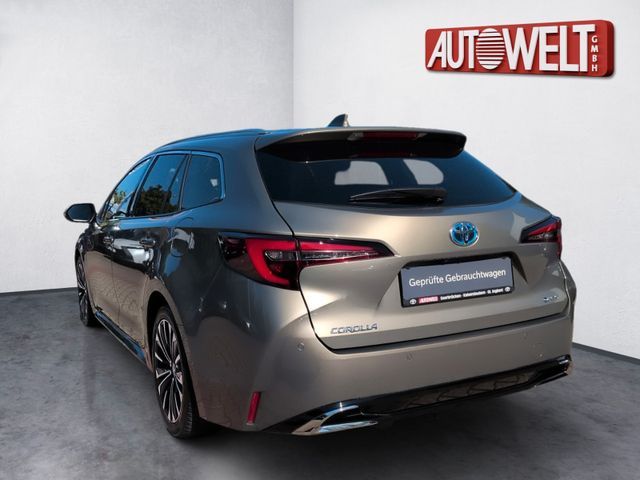 Fahrzeugabbildung Toyota Corolla Touring Sports 1.8 Team D KlimaA,LED,LM
