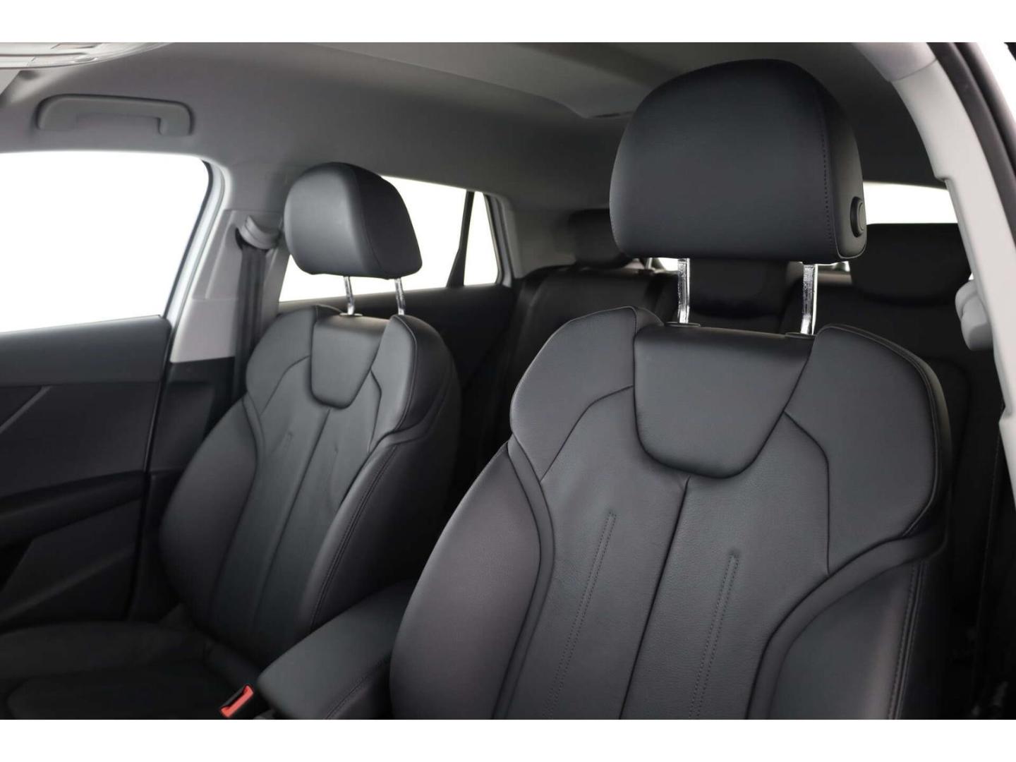 Audi Q2 40 TFSI quattro S line AHK/RFK/NAV/Leder/18'', миниатюра 10