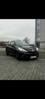 Peugeot 206+.  Benziner - Peugeot 206 in Düsseldorf