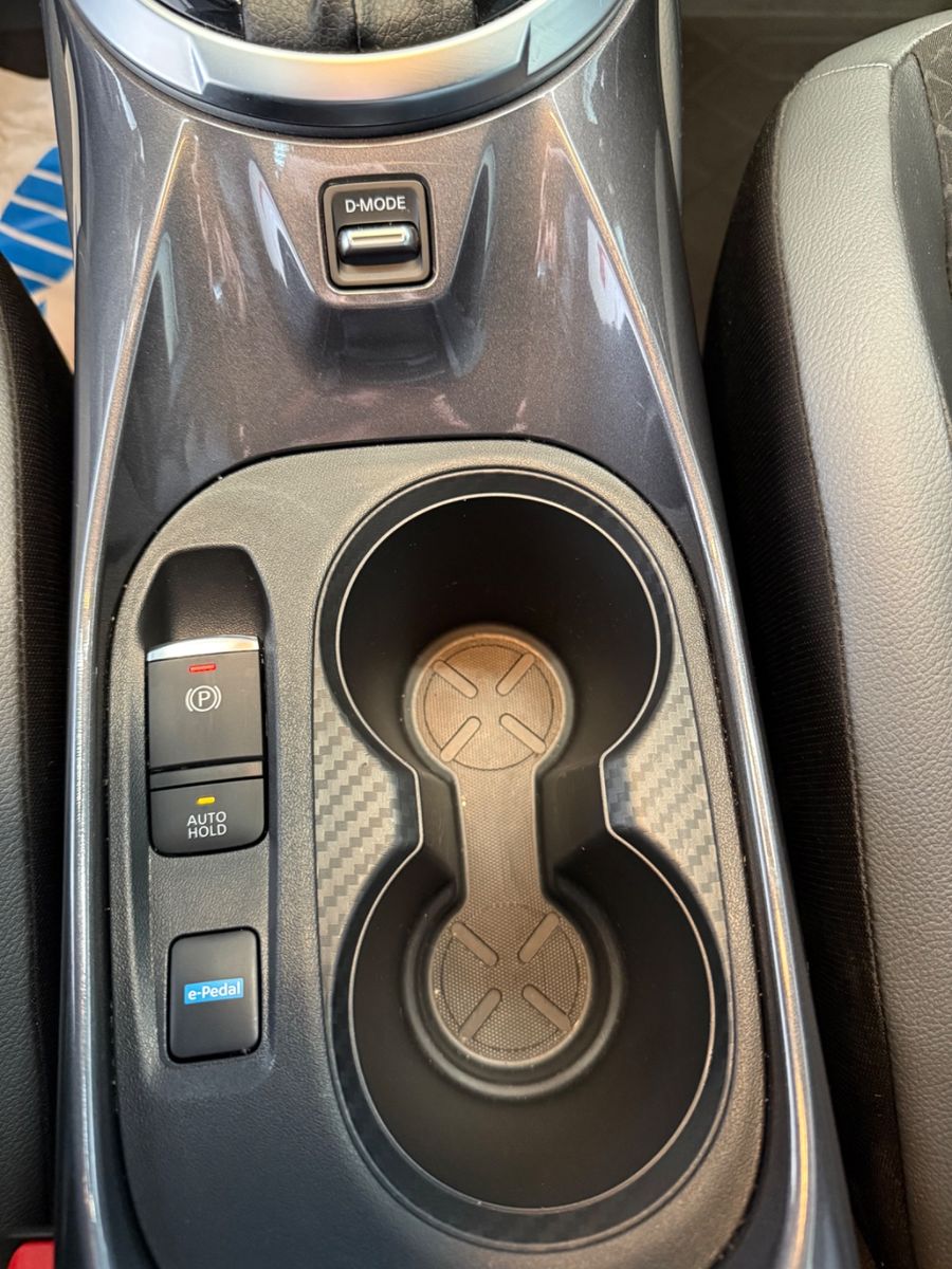 Fahrzeugabbildung Nissan Juke Hybrid N-Connecta-Klimaauto., beh.Frontsch.