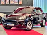 Porsche Cayenne Diesel PCM Navigation PDLS Bi Xenon - Porsche Cayenne: Schwarz