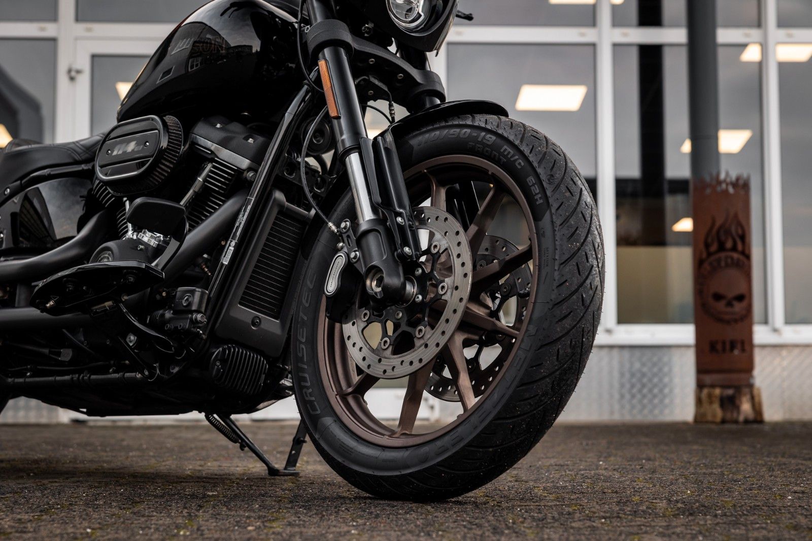 Fahrzeugabbildung Harley-Davidson LOW RIDER S FXLRS CLUBSTYLE - Jekill & Hyde