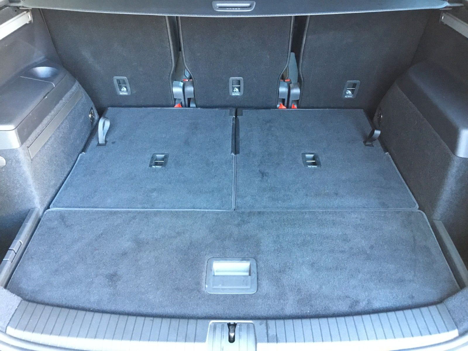 Fahrzeugabbildung Volkswagen Touran 1.5 TSI DSG Goal+LED+AHK+7Sitzer+Kamera